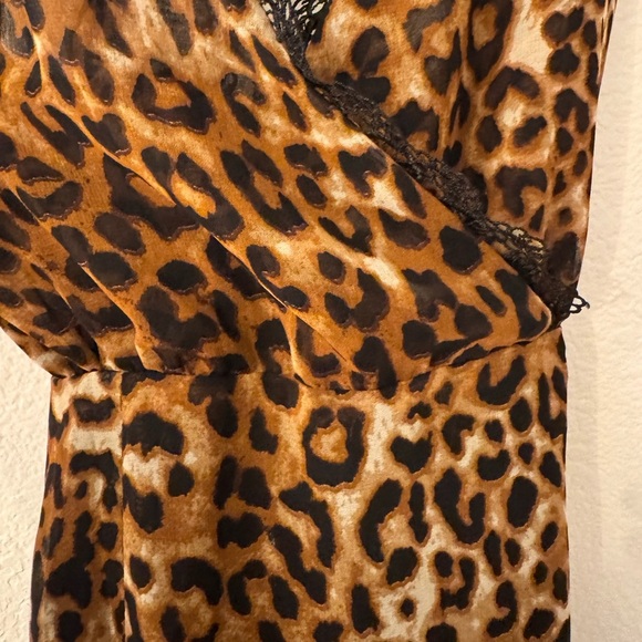 WYLDR Animal Print Maxi Dress - Picture 4 of 8